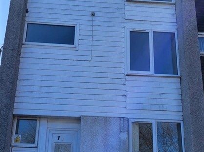 4 Bed Terraced House, Wallbrae Road, G67