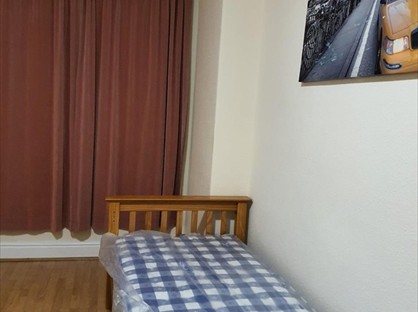 Room in a Shared House, Leeds, LS11