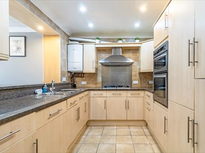 3 Bed Terraced House, Framlingham Crescent, SE9