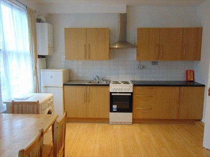 1 Bed Flat, Church Road, SE19
