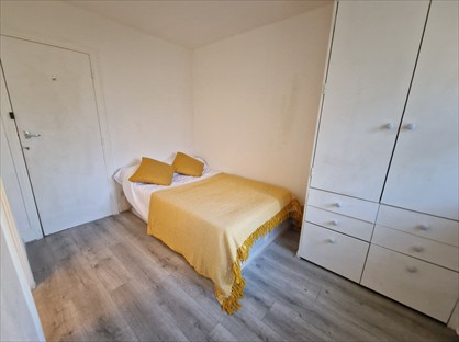 1 Bed Flat, Boxley Road, ME14