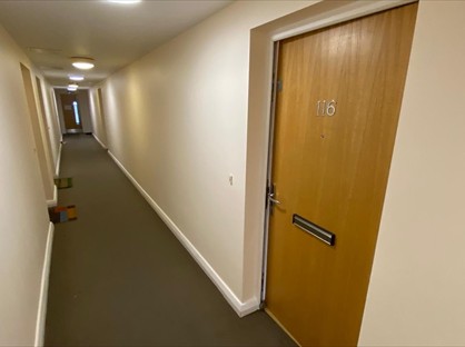 2 Bed Flat, Hallmark Court, E14