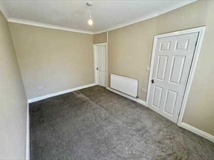 3 Bed Terraced House, Pleasant View, CF41