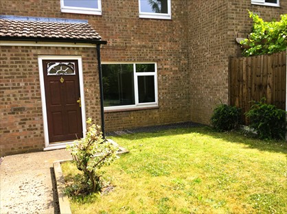 3 Bed Terraced House, Duchess Close, PE19