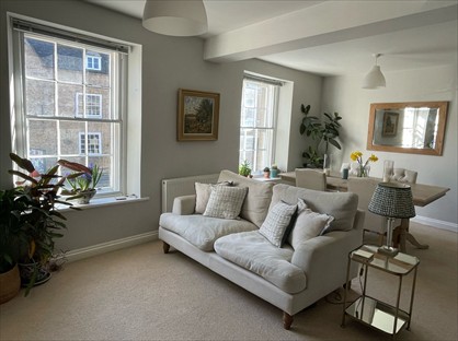 2 Bed Flat, West Street, OX7