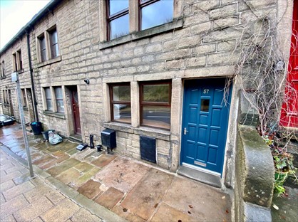 3 Bed Terraced House, Bridge Lanes, HX7