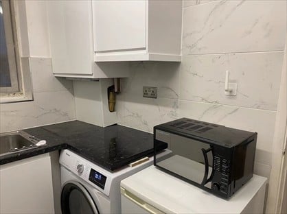 4 Bed Terraced House, Guildford Park Avenue, GU2