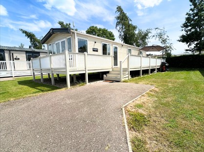 2 Bed Mobile Home, Allhallows Leisure Park, ME3