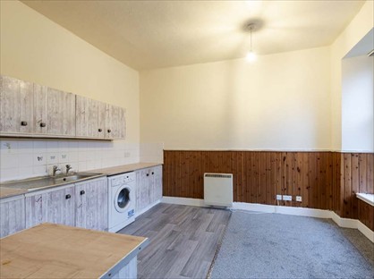 3 Bed Flat, Perth Road, DD2