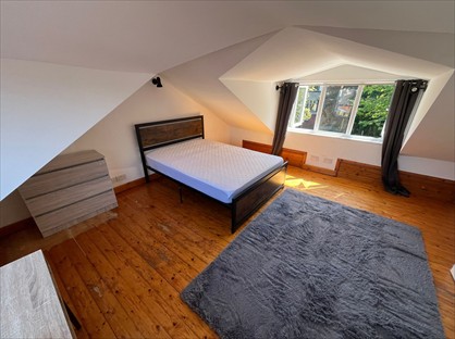 Room in a Shared House, Lyon Street, SO14