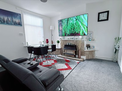 3 Bed Semi-Detached House, Mount Pleasant Street, WV14