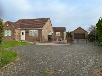 4 Bed Bungalow, Stonegate, PE12