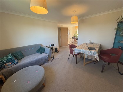 2 Bed Flat, Whistlefish Court, NR5