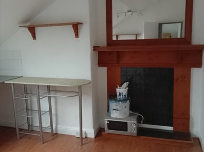 1 Bed Flat, Brompton View, LS11