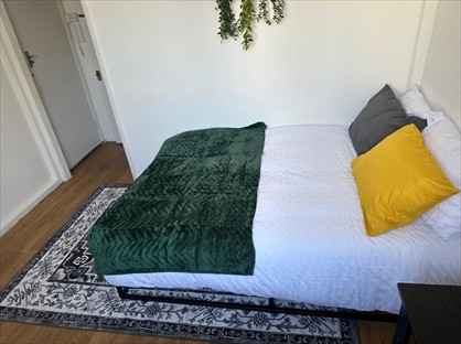 Room in a Shared House, Avonwick Road, TW3