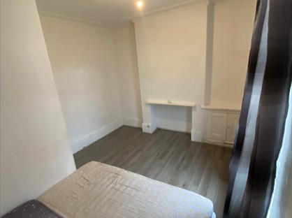 1 Bed Terraced House, Stockport Road, M19