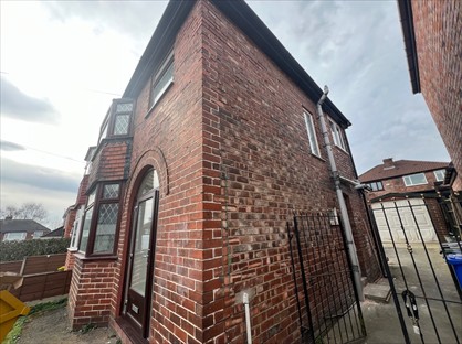 3 Bed Semi-Detached House, Droylsden, M43