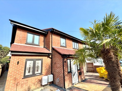 Studio Flat, Wallcote Avenue, NW2