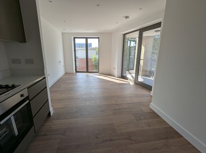 2 Bed Flat, Oto Tower, IG3