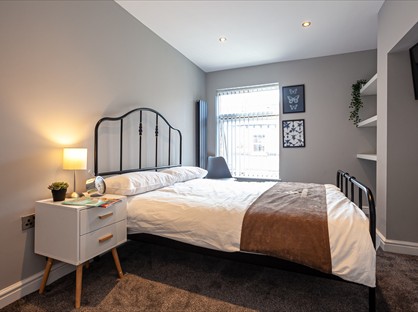 Room in a Shared House, Crompton Road, SK11