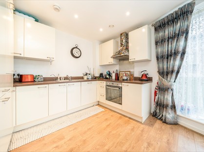 2 Bed Flat, Deering House, SE3