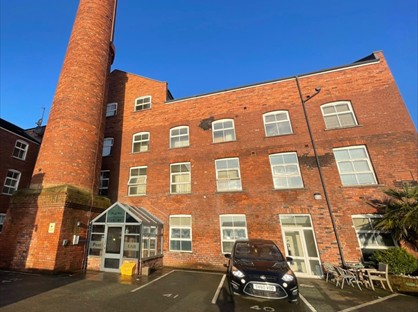 1 Bed Flat, Commercial Street, LS27