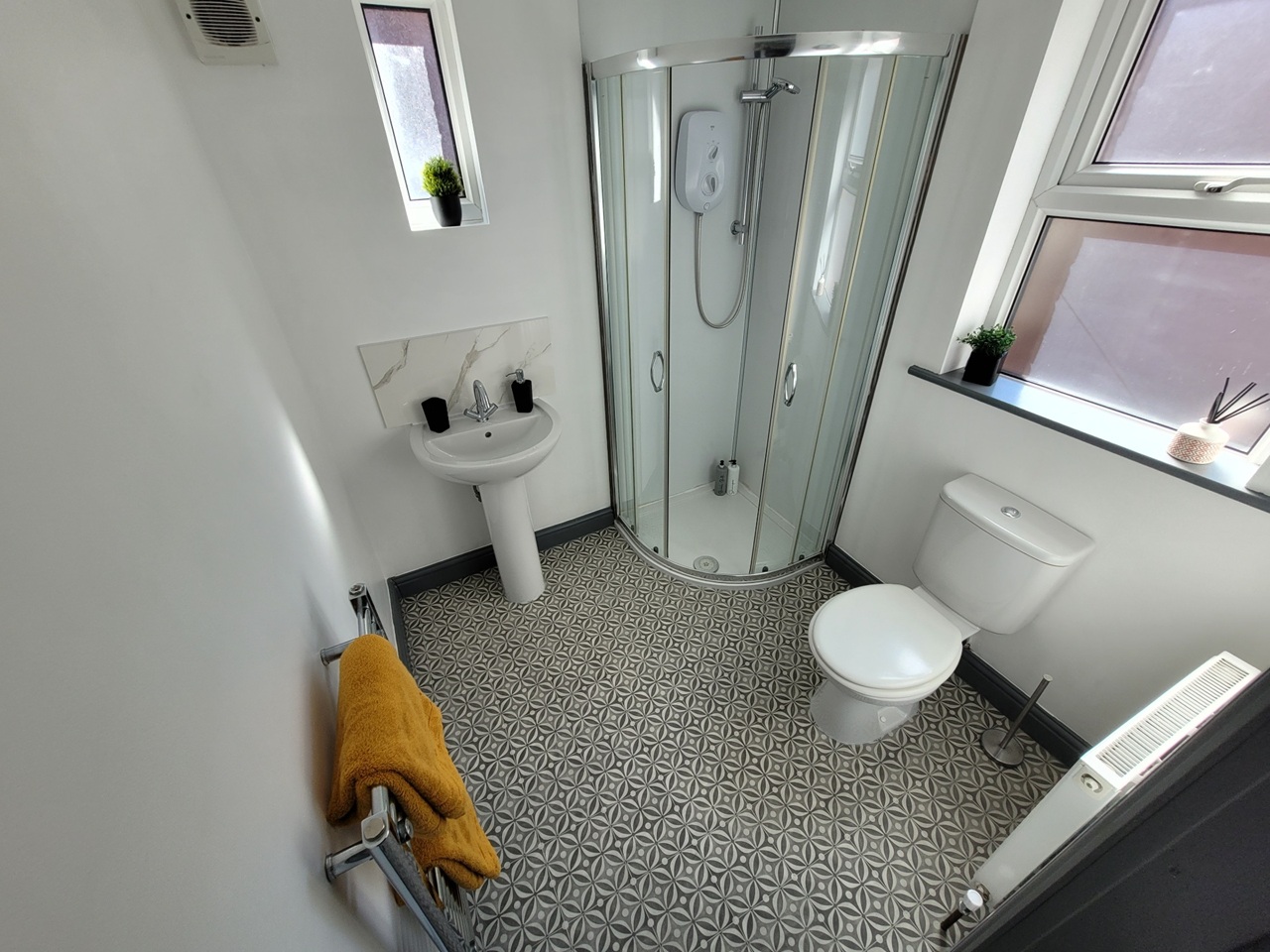 Additional image 7 of 1 Bed Flat, Springfield Mount, LS12, N1 7GU