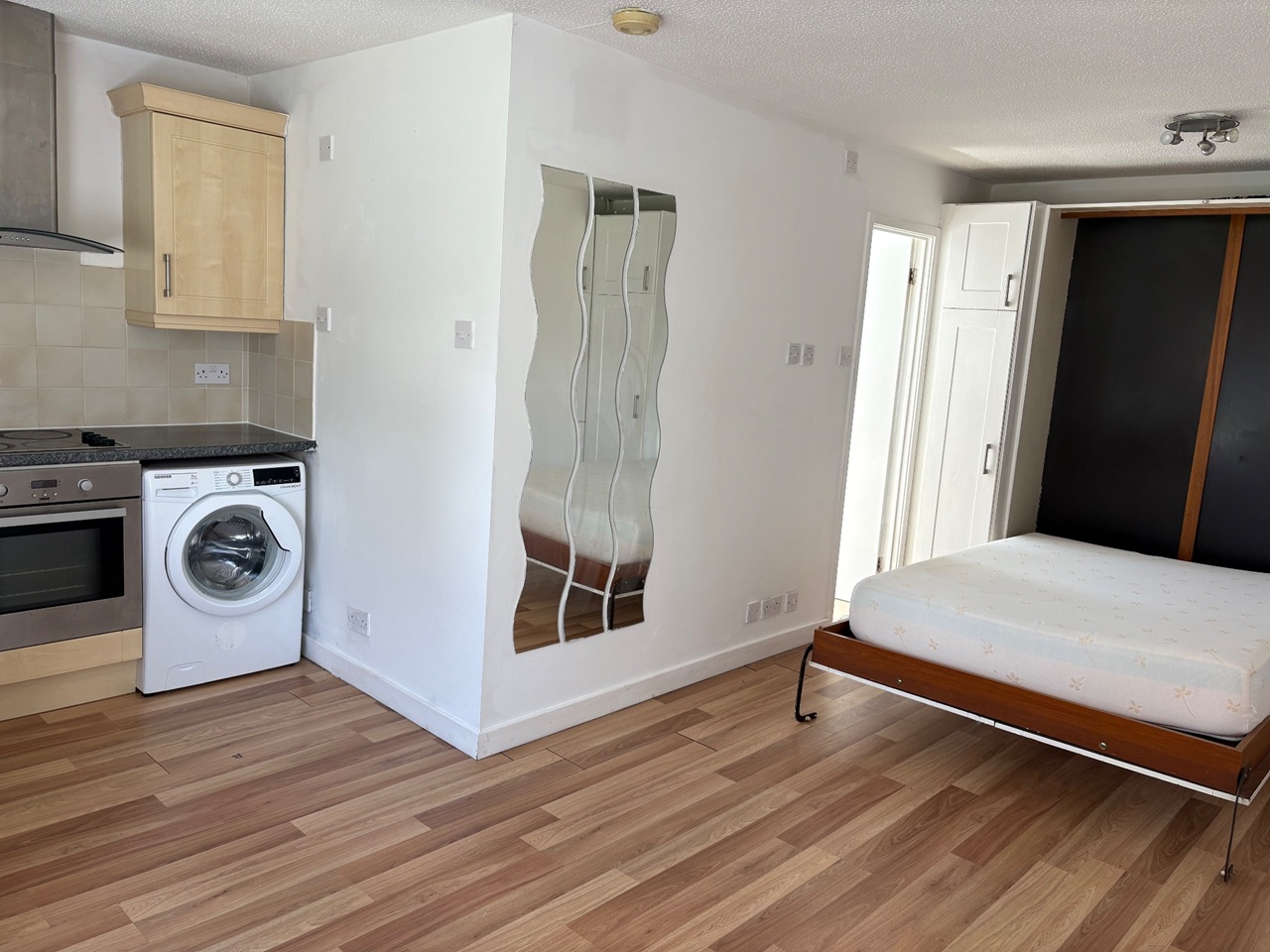 Additional image 2 of Studio Flat, Danebridge Crescent, DE21, N1 7GU