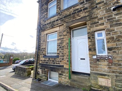 1 Bed Terraced House, Lustre Street, BD21