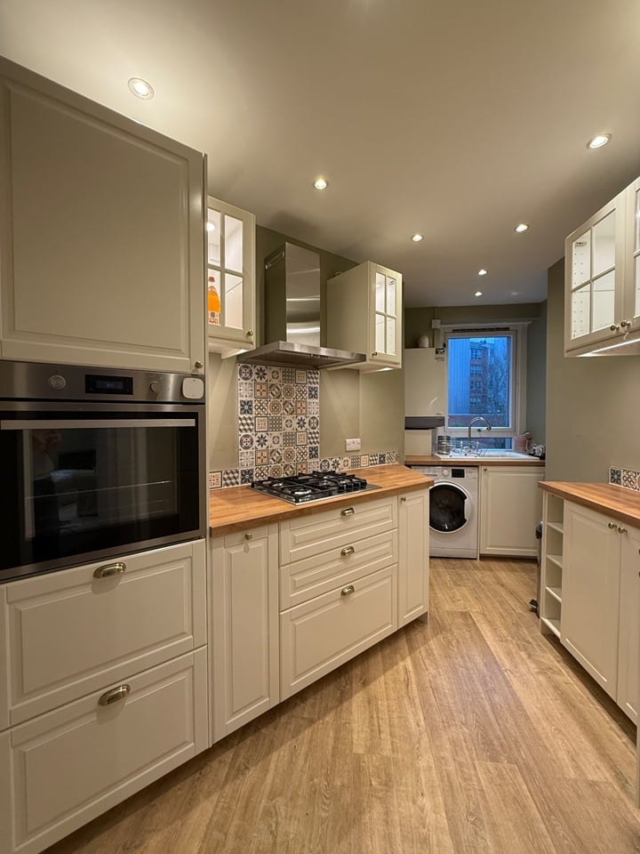 2 Bed Flat, Cartha Street, G41, N1 7GU