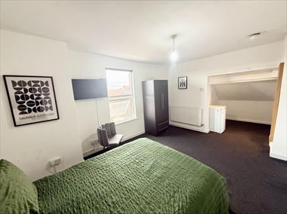 5 Bed Flat, Anfield Road, L4