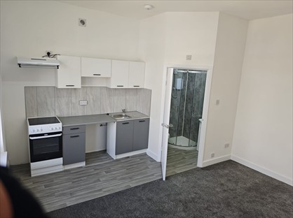 1 Bed Flat, Wellington Road, WV14