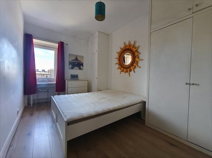 1 Bed Flat, South Lorne Place, EH6