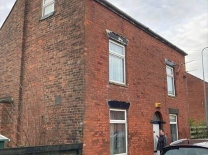 2 Bed Flat, Bolton Old Road, M46