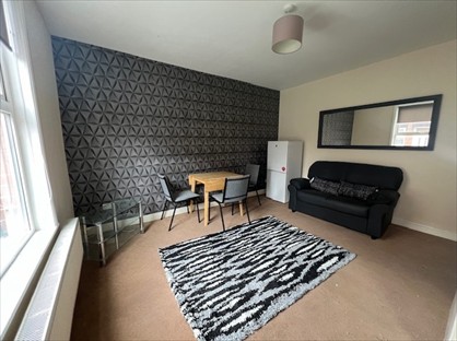 1 Bed Terraced House, Harold Mount, LS6