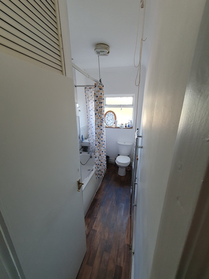 Additional image 2 of Room in a Shared House, City Road, S2, N1 7GU