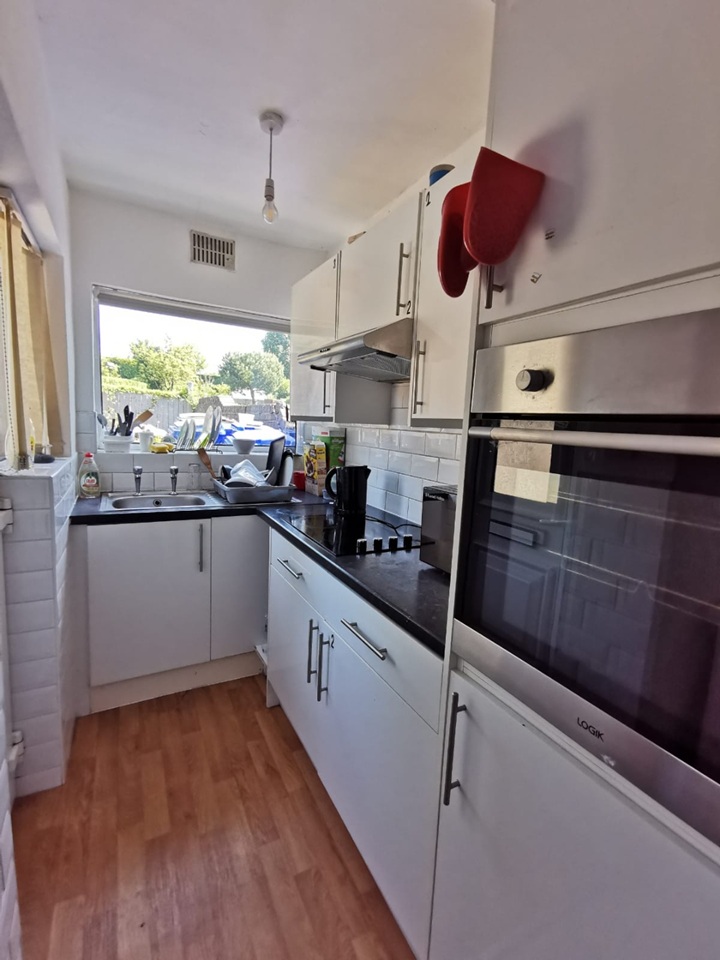 Additional image 5 of Room in a Shared House, City Road, S2, N1 7GU