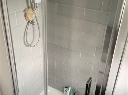 2 Bed Flat, Richardson Court, SW4