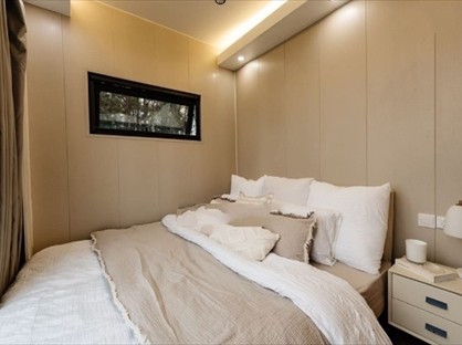 Studio Flat, Wood End Lane, UB5