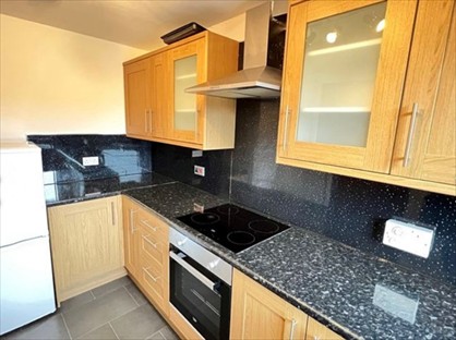 2 Bed Flat, Milnpark Gardens, G41