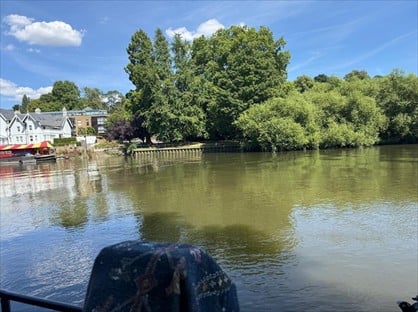 1 Bed House Boat, Richmond Mansions, TW1