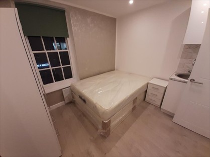 Studio Flat, Victoria/ Pimlico, SW1V