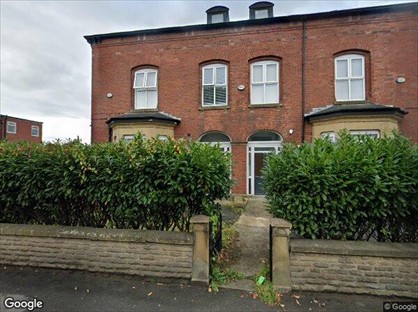 1 Bed Flat, Oldham Road, OL2