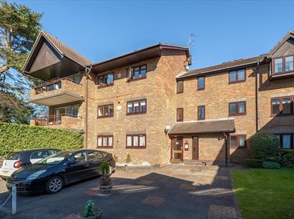 2 Bed Flat, Salisbury House, HA7