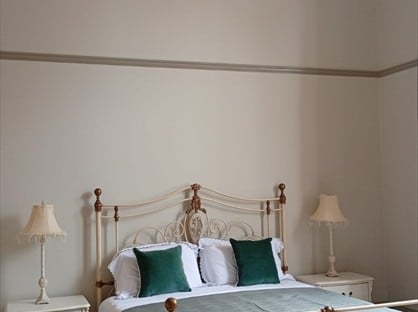 1 Bed Flat, Ettrick Road, EH10