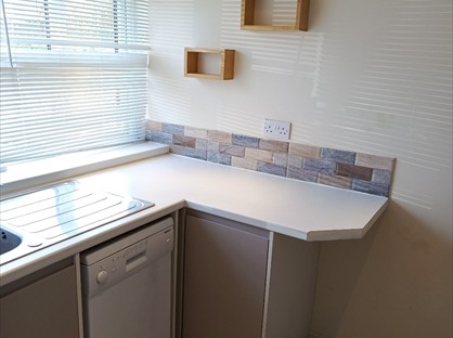 Studio Flat, Cobham Road, B63