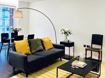 2 Bed Flat, Lanchester Way, SW11