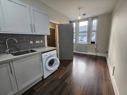 1 Bed Flat, High Road, N17