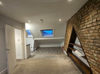 1 Bed Flat, Finsbury Park Road, N4