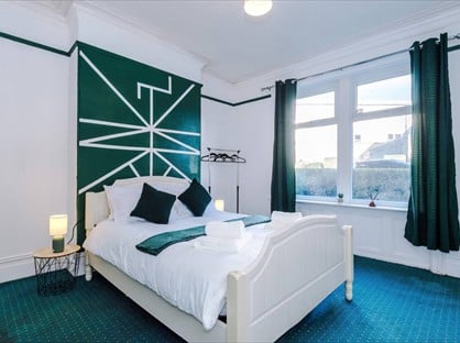 2 Bed Flat, Undercliffe Old Road, BD2